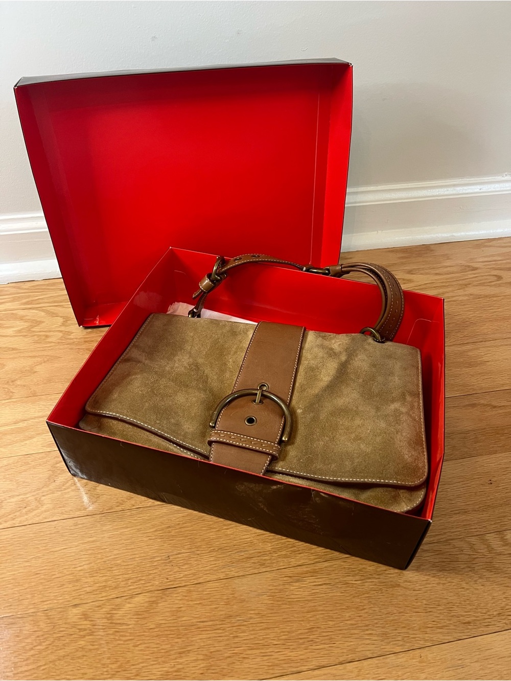 VTG Coach Y2K Soho Tan Suede Large Flap Shoulder Bag 9664 - Full Set W/ Box! - Picture 2 of 14